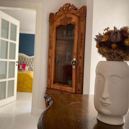 Shabby Chic - Apartment In The Heart Of Vilnius Old Town Εξωτερικό φωτογραφία