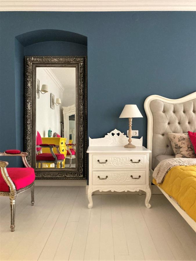 Shabby Chic - Apartment In The Heart Of Vilnius Old Town Εξωτερικό φωτογραφία