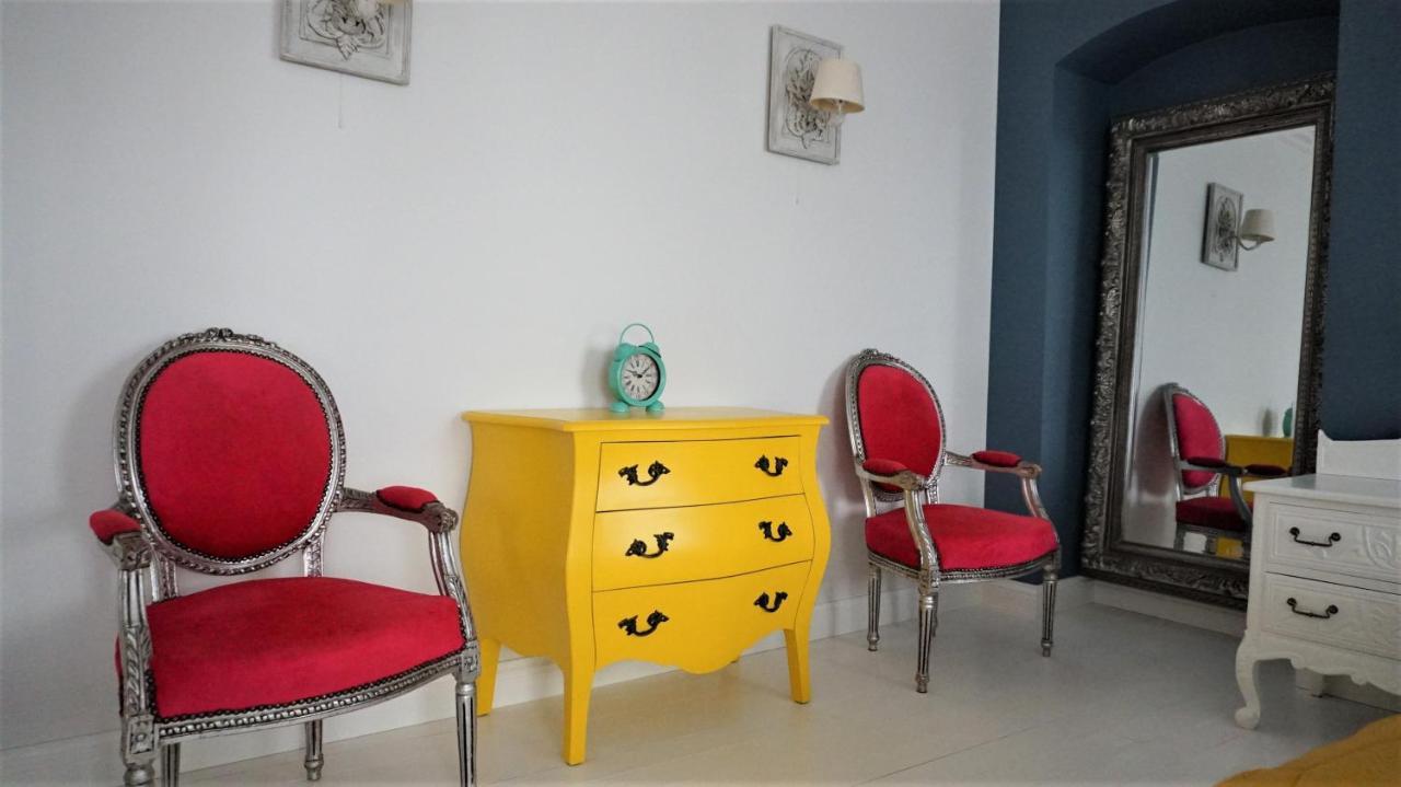 Shabby Chic - Apartment In The Heart Of Vilnius Old Town Εξωτερικό φωτογραφία