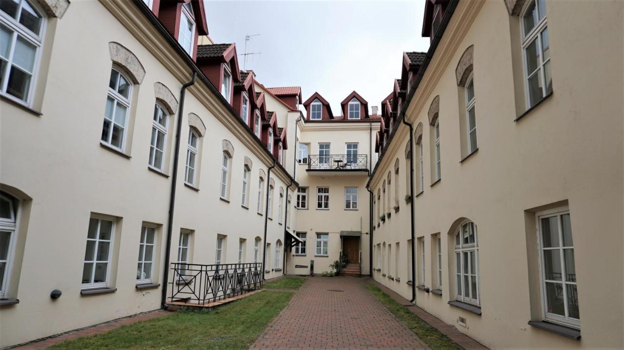 Shabby Chic - Apartment In The Heart Of Vilnius Old Town Εξωτερικό φωτογραφία