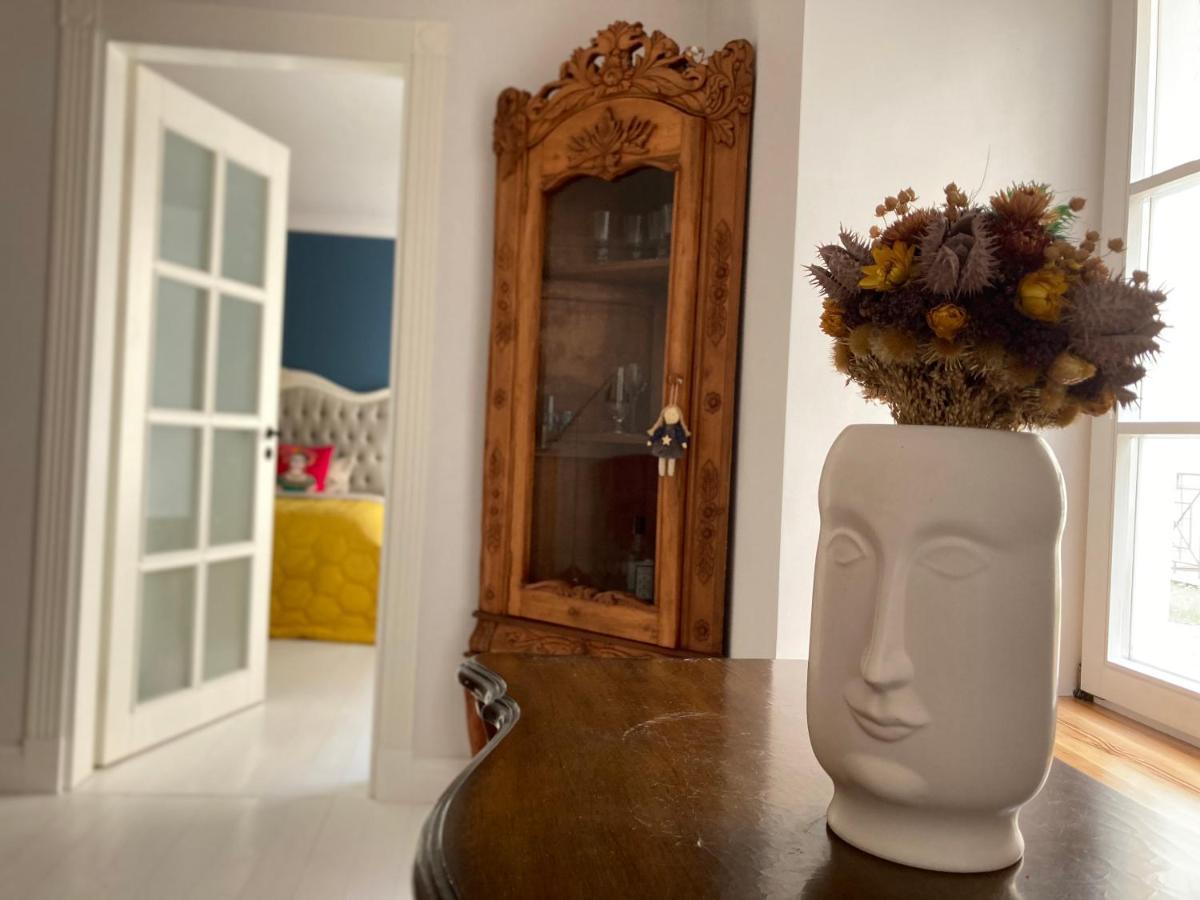 Shabby Chic - Apartment In The Heart Of Vilnius Old Town Εξωτερικό φωτογραφία
